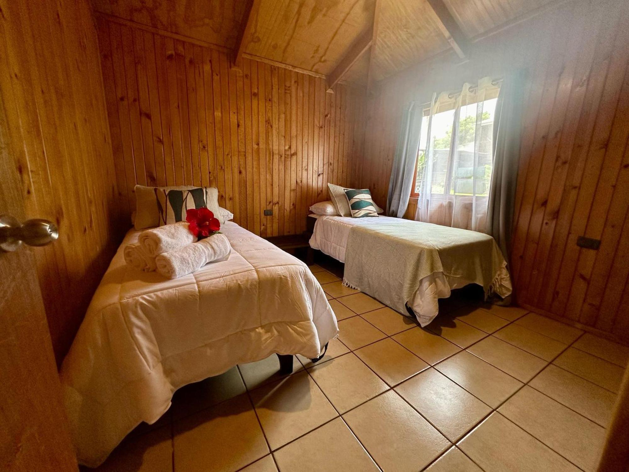 Paraiso Sunset Bungalows ハンガ・ロア エクステリア 写真