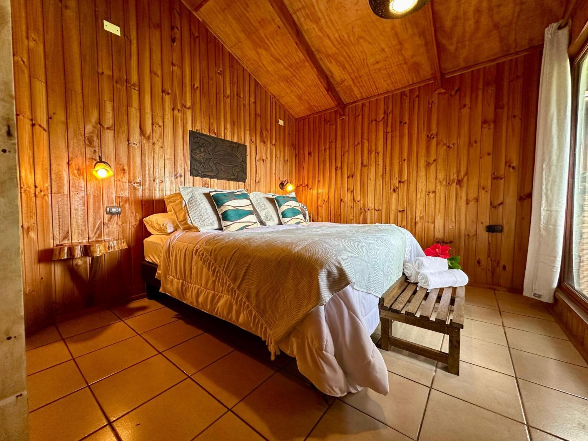 Paraiso Sunset Bungalows ハンガ・ロア エクステリア 写真